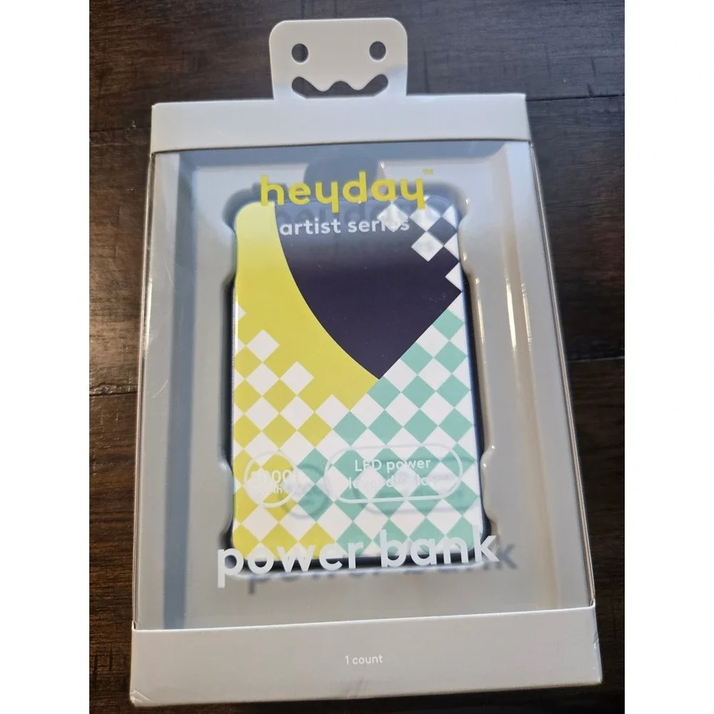 Heyday Artist Series 5000mAh Power Bank Marvin Chang Geometric Portable Charger